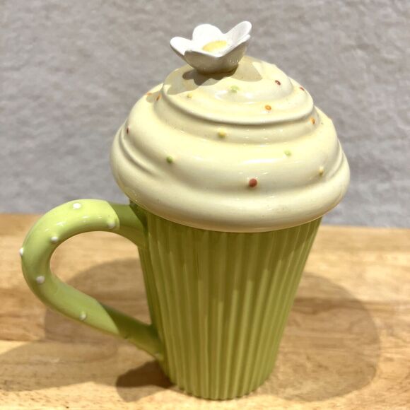Grasslands Road Cupcake Style Coffee Mug Tea Green Fluted Handle Frosting Flower - Picture 1 of 14